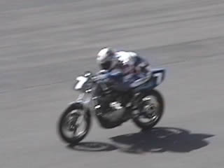 �X�g���[�g�̐L�т����܂���