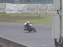 �{�l�͌��\����΂��Ă������Ȃ񂾂���....